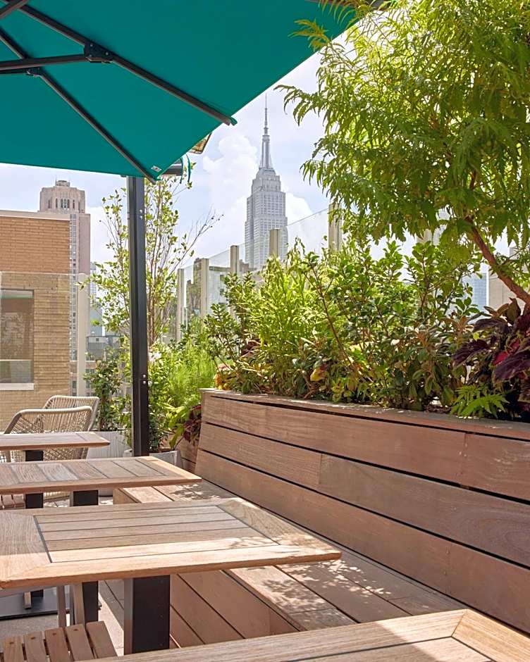 Arlo Midtown