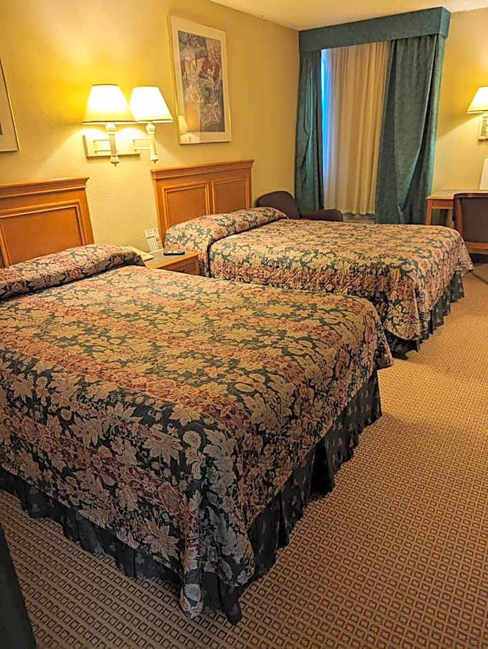 Fairview Inn By OYO Hesston I-135