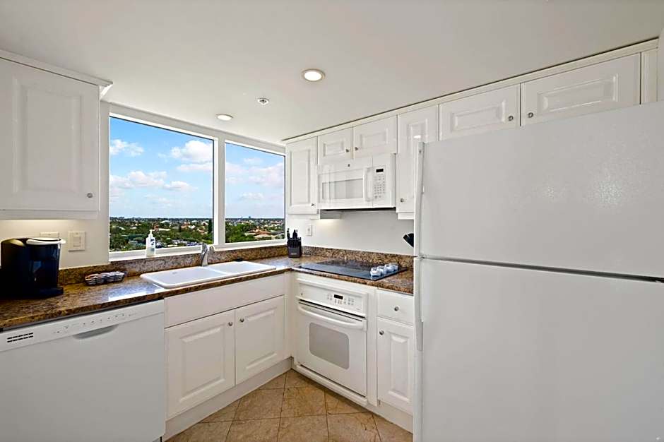 Marco Beach Ocean Suites