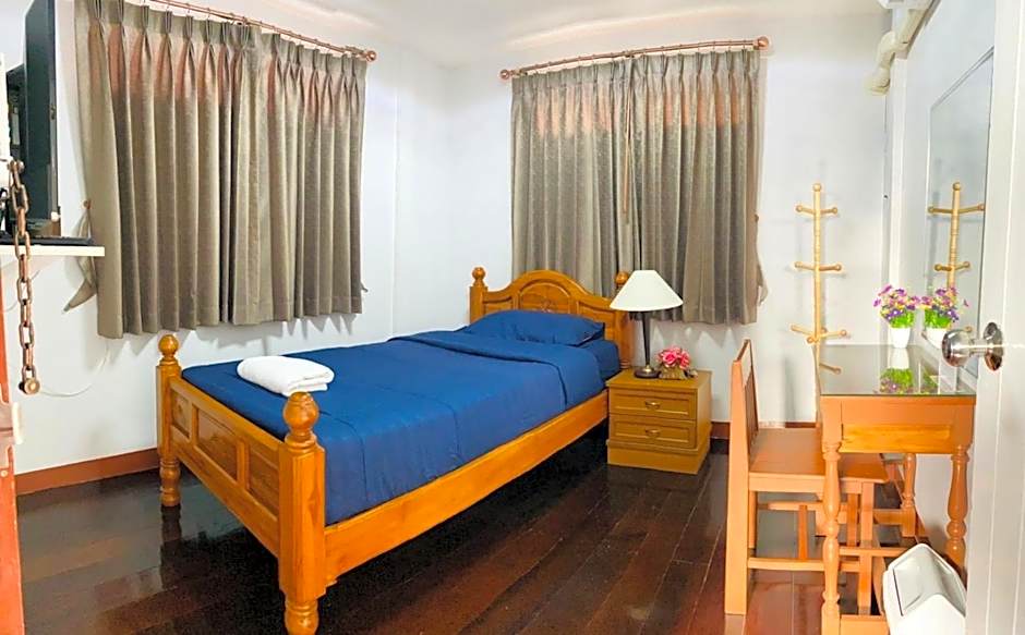 The Best House&Hostel