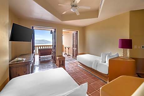 Two-Bedroom King Suite with One Twin and One Double Bed - Ocean View