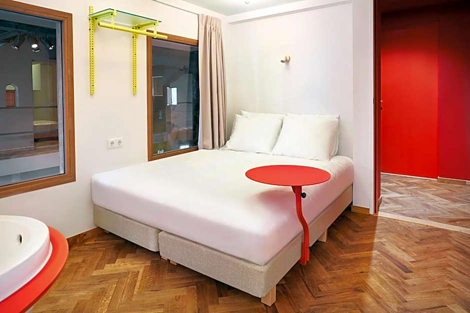 Hotel Not Hotel Rotterdam