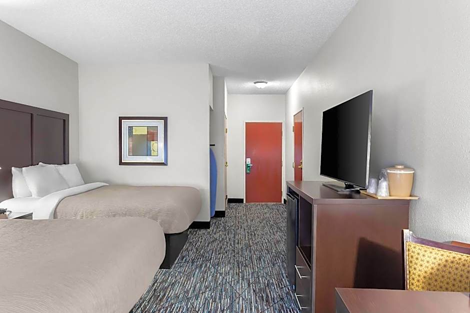 Quality Inn & Suites Niles