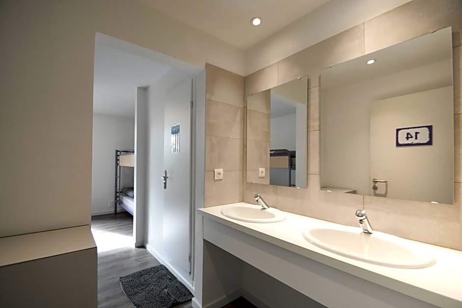 Auberge de Jeunesse de La Roche - Champlon