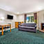 Super 8 by Wyndham Auburn