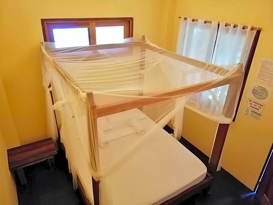 Photo 1 of 5 of Deluxe 1 Queen Bed