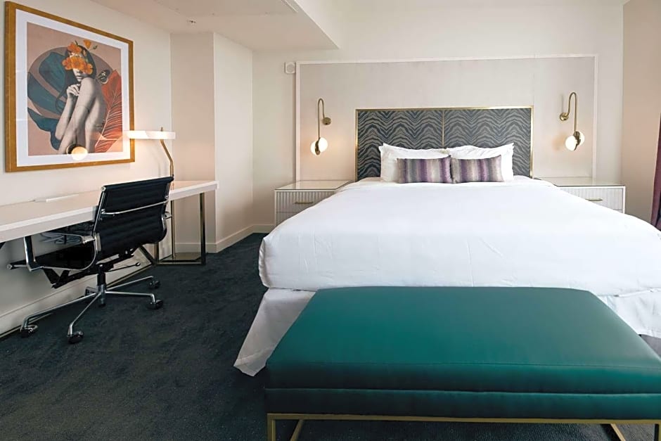 The Kelly Birmingham, Tapestry Collection By Hilton