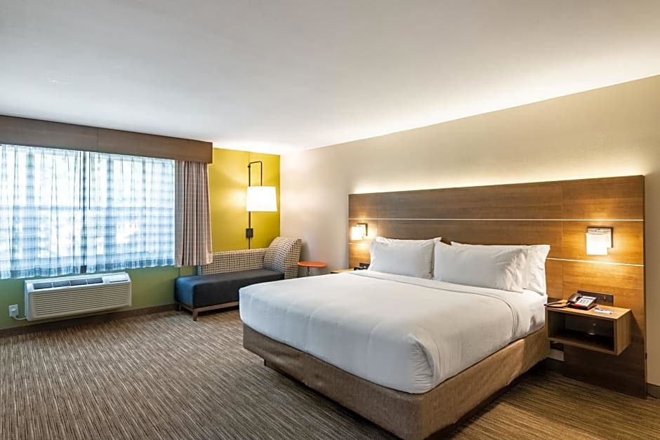 Holiday Inn Express Camarillo