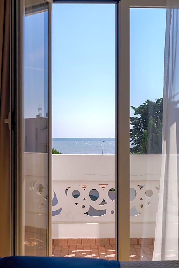 Hotel Beach
