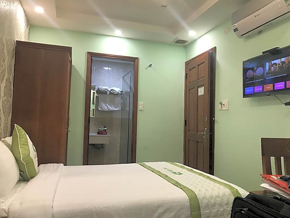 Green Park Hotel