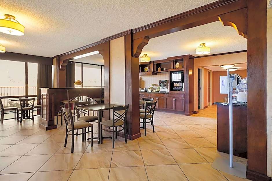 Quality Inn & Suites West Helena
