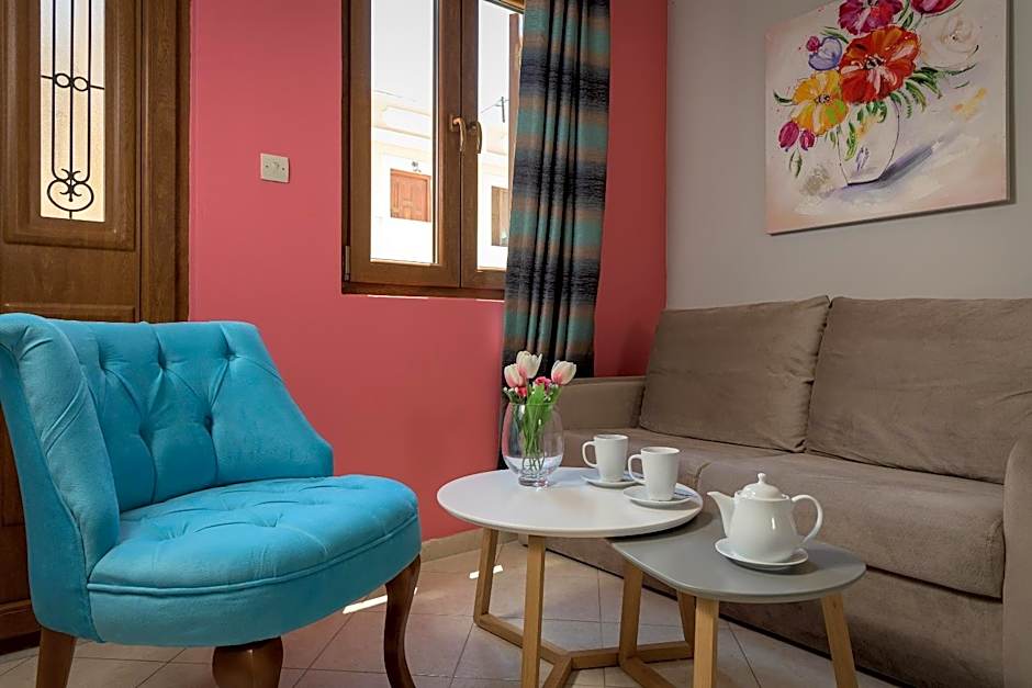 Grace Hotel & Studios