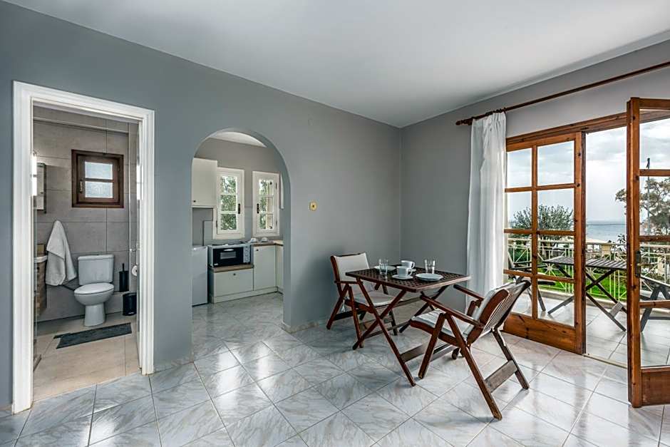 Albouro seafront apartments