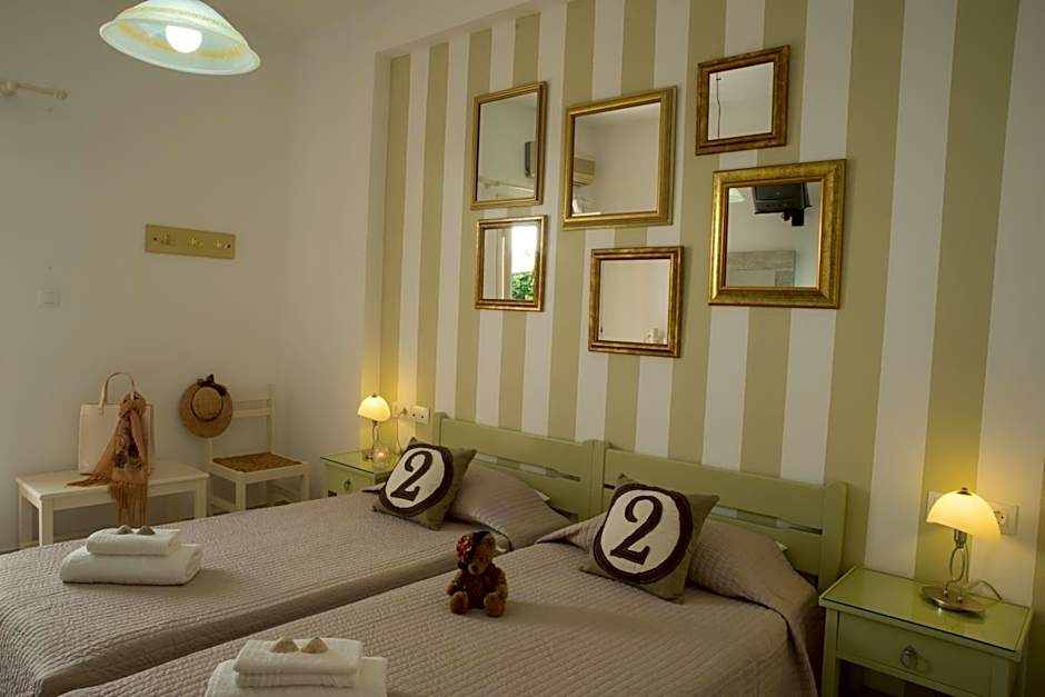 Hotel Cyclades