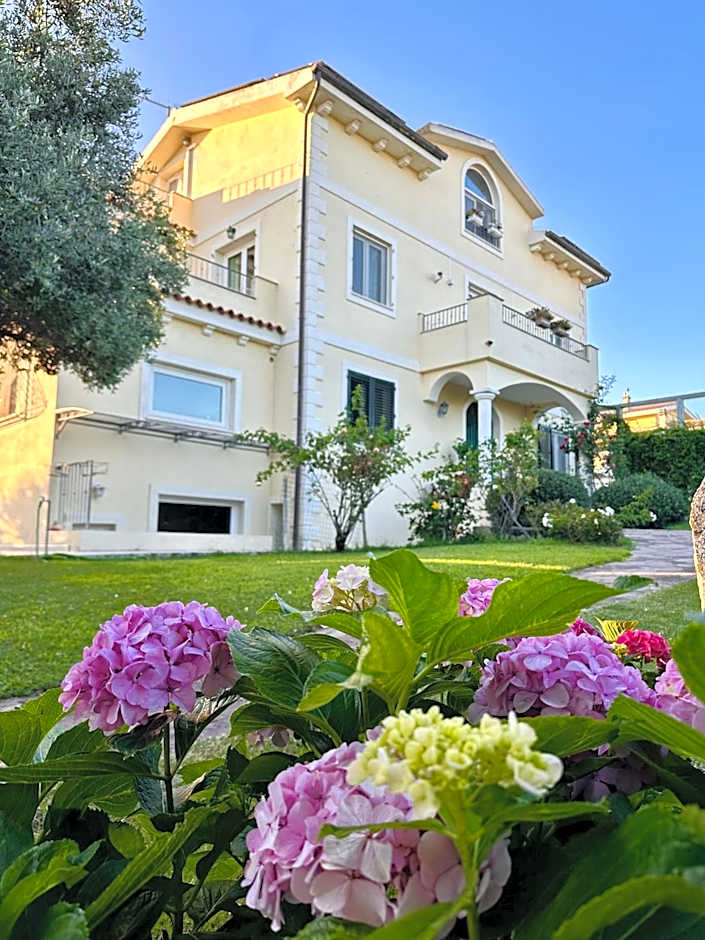 Villa Luce B&B