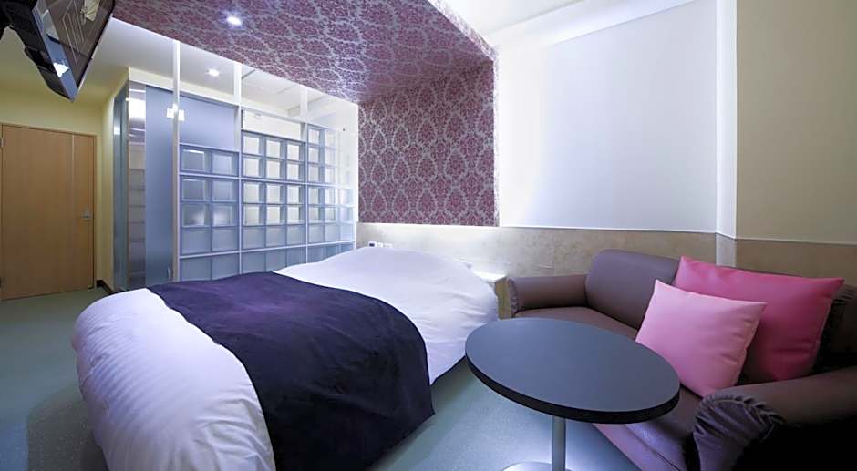 Hotel Glow Yokkaichi (Adult Only)