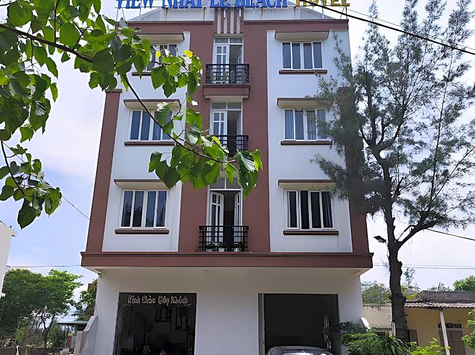 View Nhat Le Beach Hotel