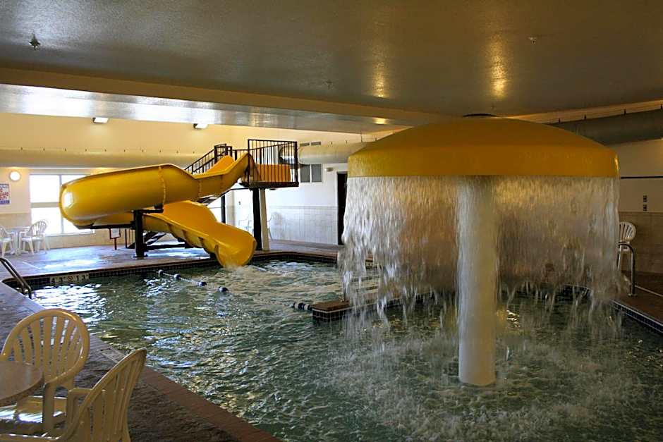 Expressway Suites Fargo