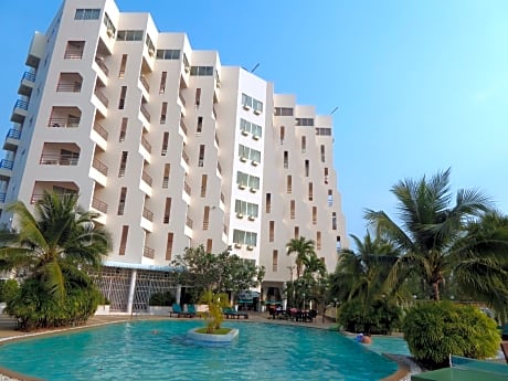 Sea Sand Sun Resort Rayong