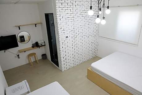 Basic Triple Room
