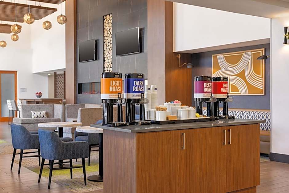 Hampton Inn By Hilton & Suites Windsor, On