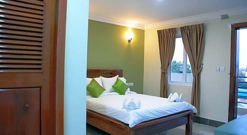 Neakru Guesthouse and Restaurant