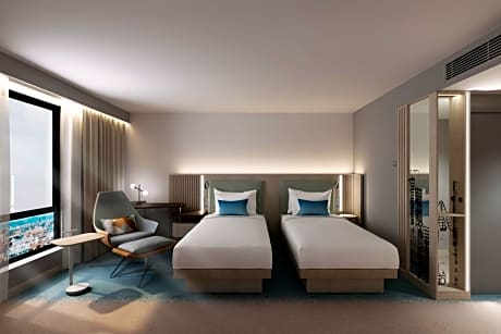 Premium Twin Room with City View
