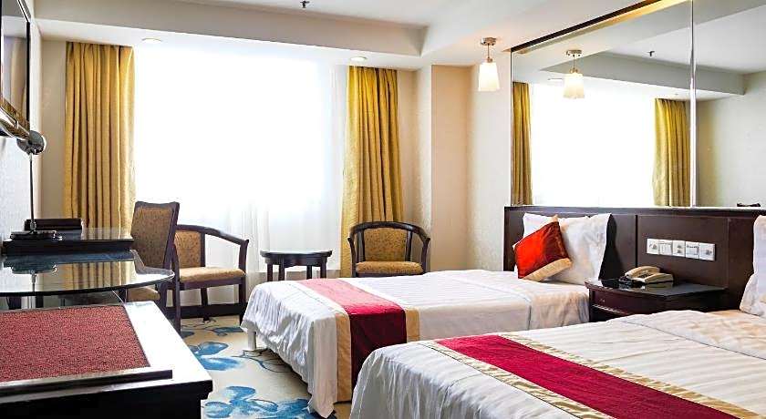 New World Hotel