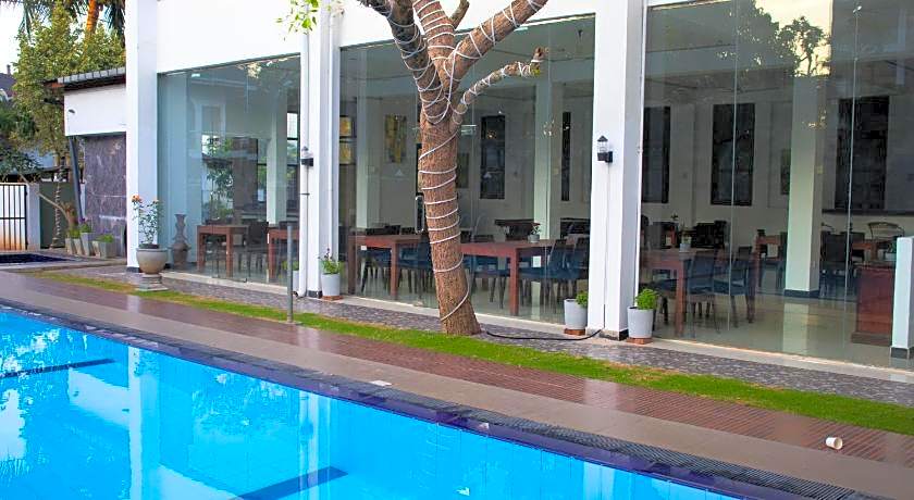 Windmill Beach Rest Hotel