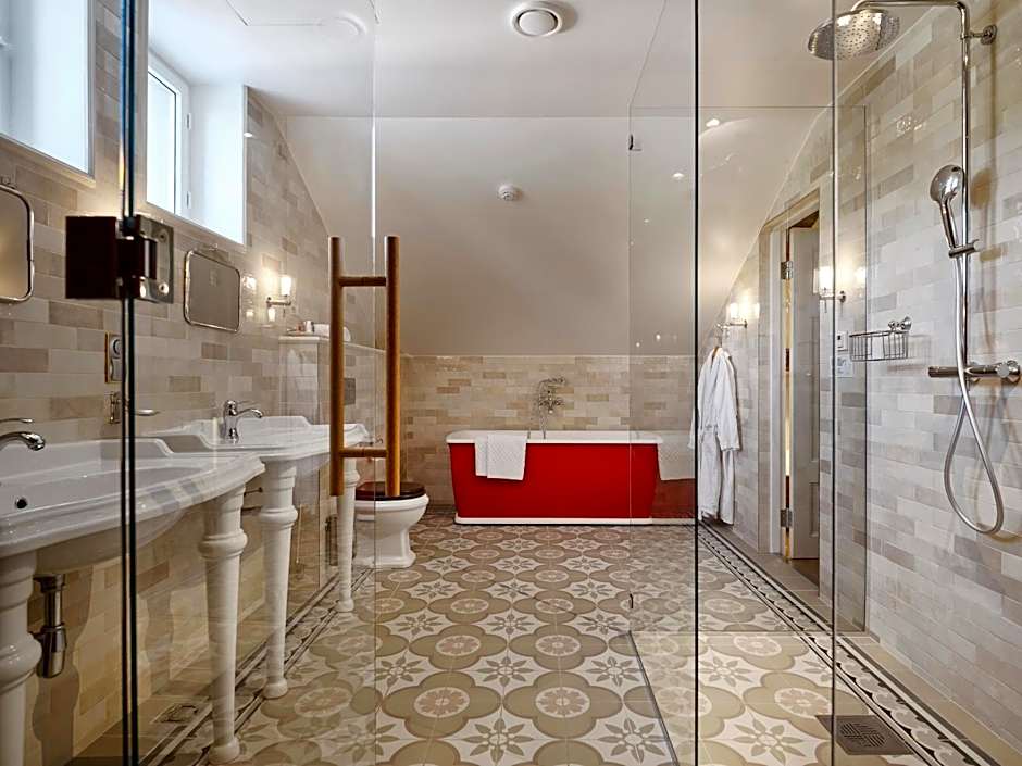 Villa Ammende Restaurant and Hotel