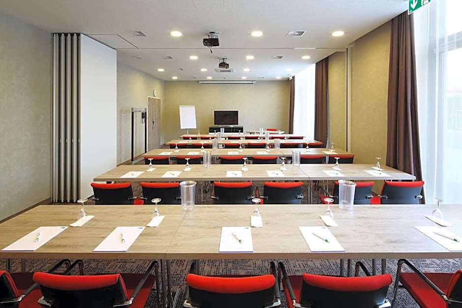 Holiday Inn Express Friedrichshafen By IHG