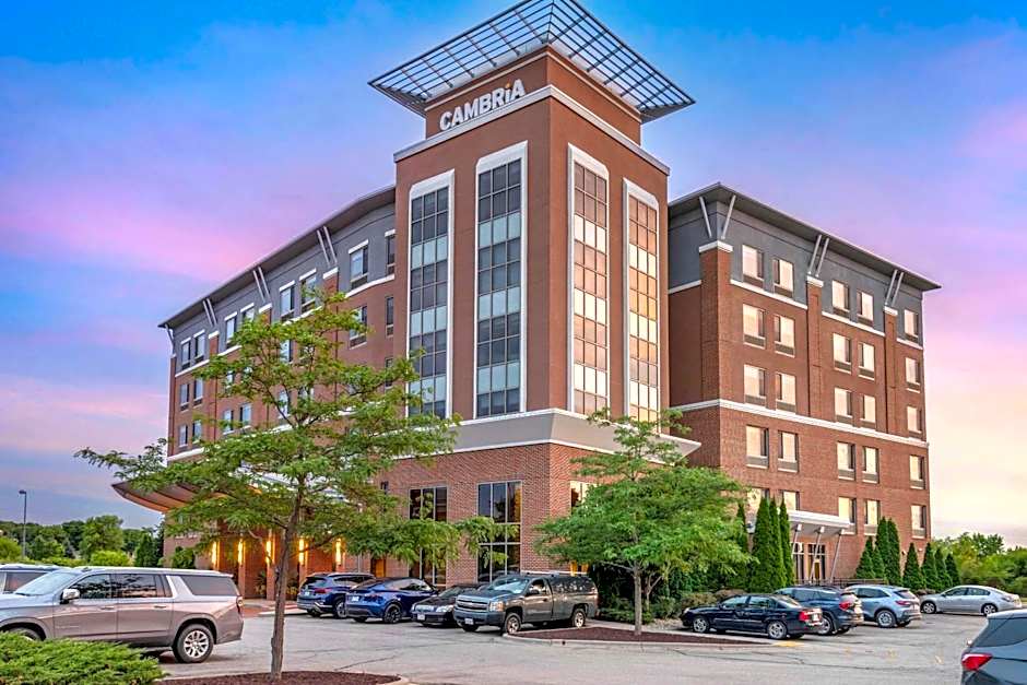 Cambria Hotel Madison East