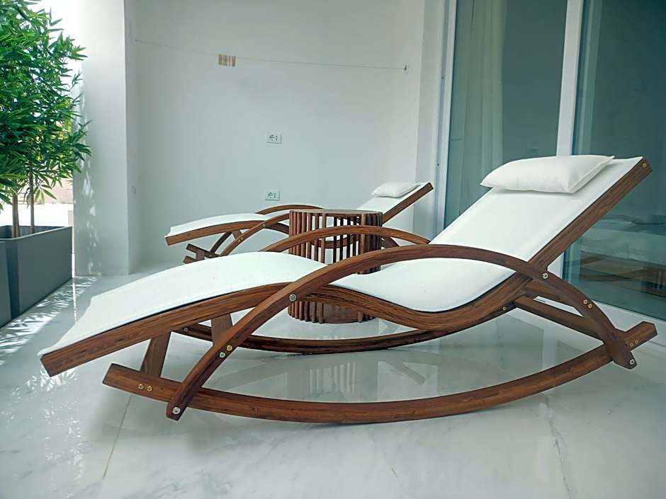 Smart Luxury Suites & Apartments