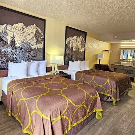 Double Room with Two Double Beds - Non-Smoking