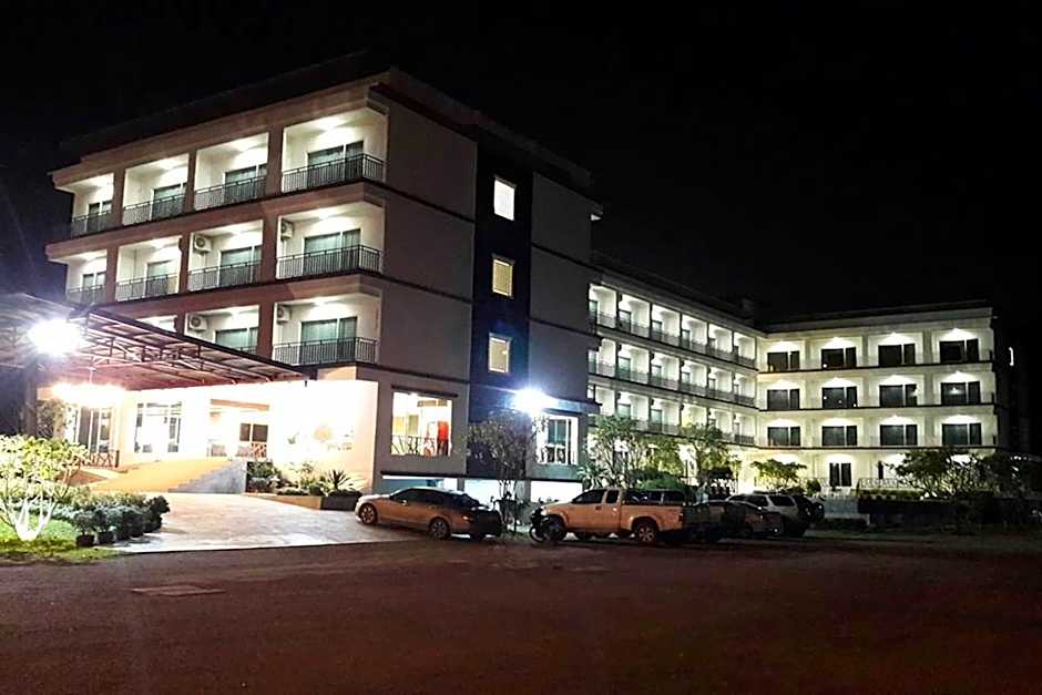 Southgate Residence Hotel