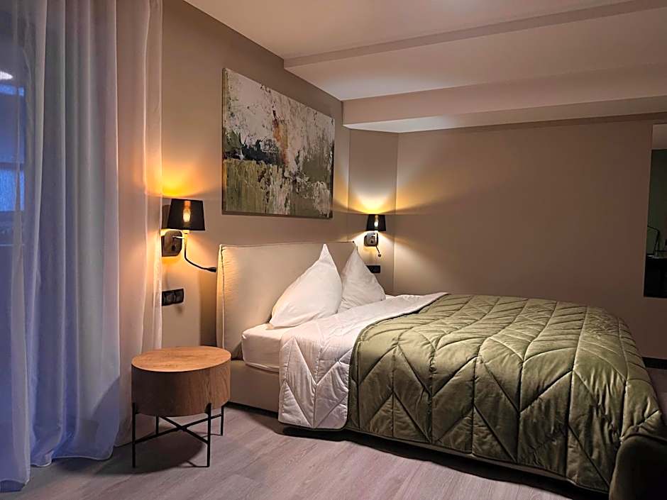 Mountains Hotel