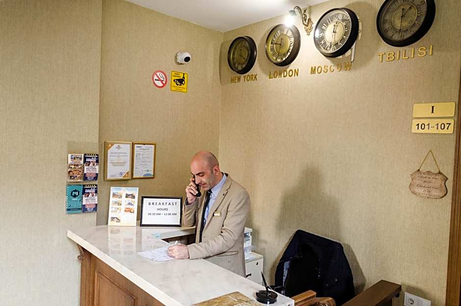 Hotel Imperial House