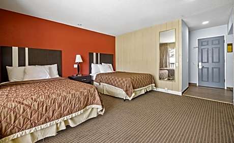 2 queen beds non-smoking