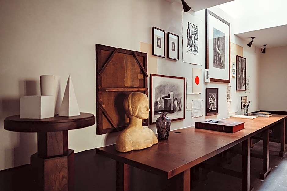 Hôtel des Academies et des Arts