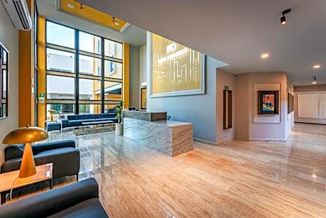 Hotel MID Project