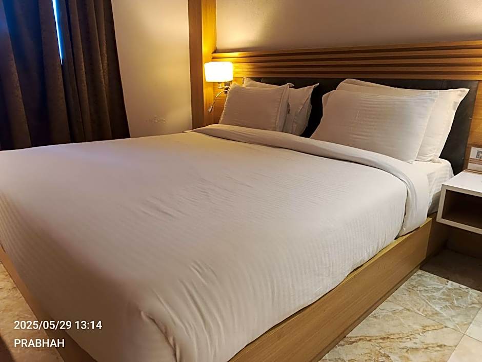 LUXUS INN DHANBAD