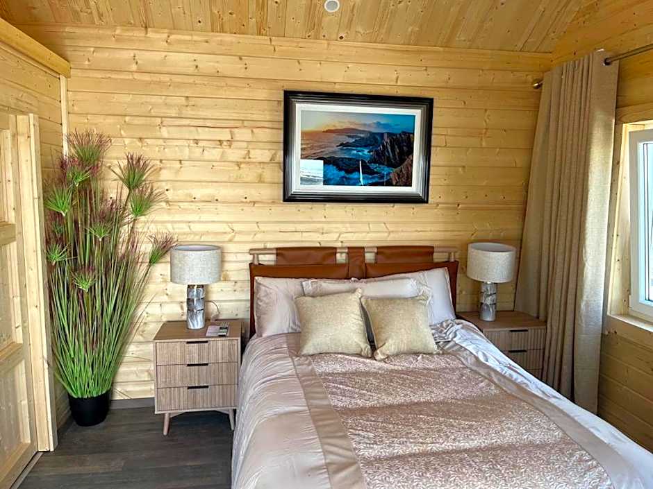 Photo 1 of 4 of 1 Bedroom Chalet
