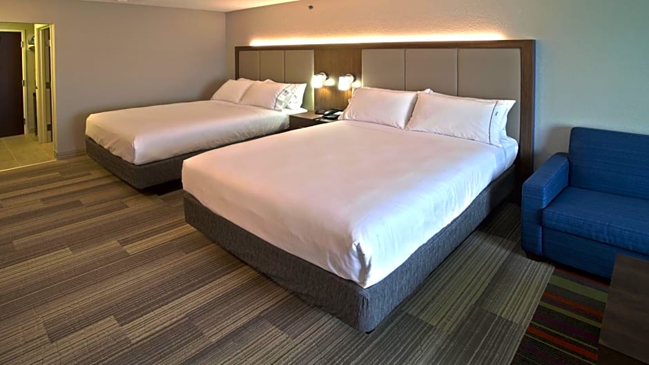 Holiday Inn Express & Suites Evansville North, an IHG Hotel
