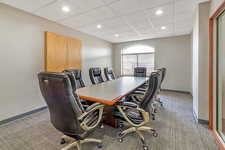 Comfort Inn & Suites Madison East - Monona