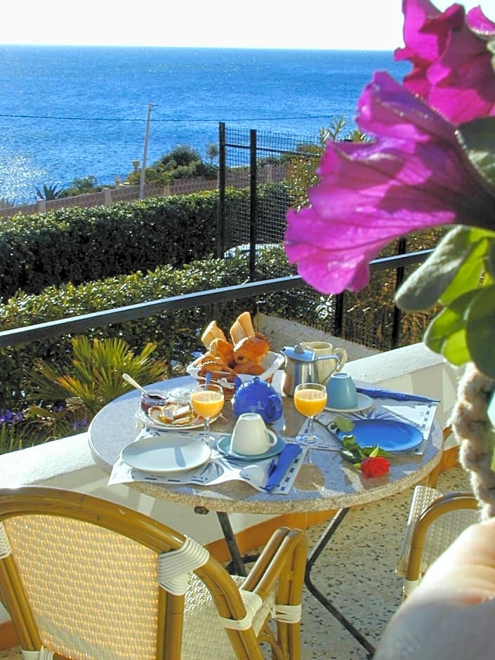 "Cap Riviera" Hotel & Restaurant Saint Aygulf