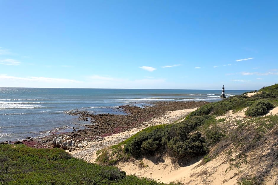 Admiralty Beach House