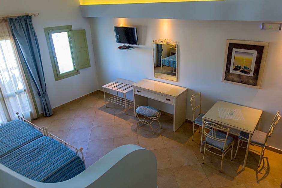 Anassa Deluxe Suites