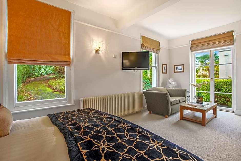 St Elizabeth's House