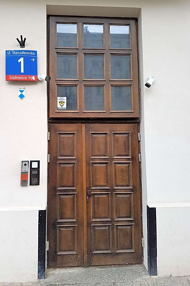 Planet Hostel