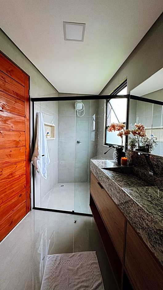 Casa em Milagres/AL | 3 suítes, vista-mar, piscina